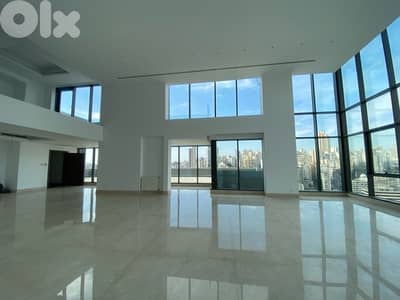 Amazing high ceiling loft with large terrace or garden 700 sqm