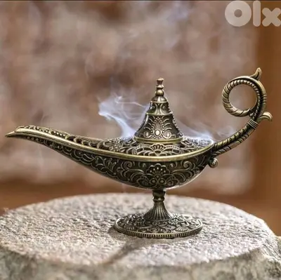 مصباح وأداة تبخير نحاس