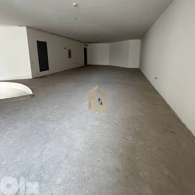 Showroom for rent in Downtown HN111 معرض للإيجار في وسط المدينة