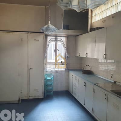 Apartment for sale in Mar Elias HN114 شقة للبيع في مار الياس Apartment for sale in Mar Elias HN114 شقة للبيع في مار الياس