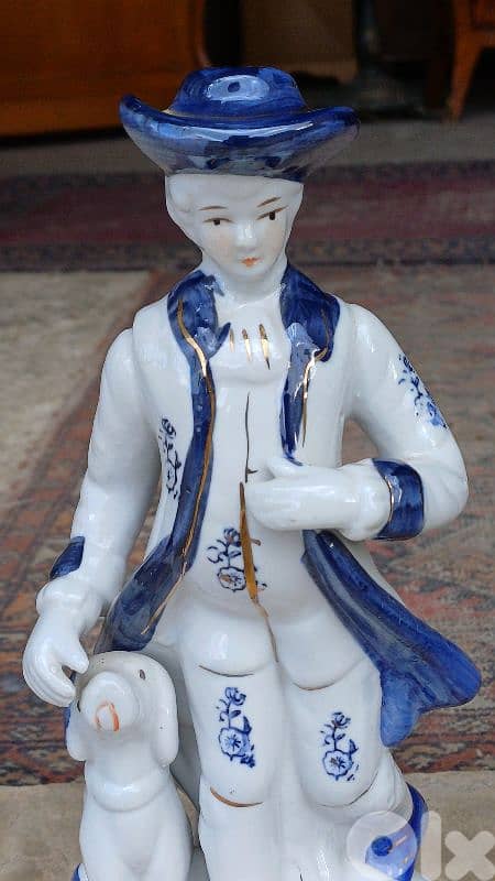 antique 4