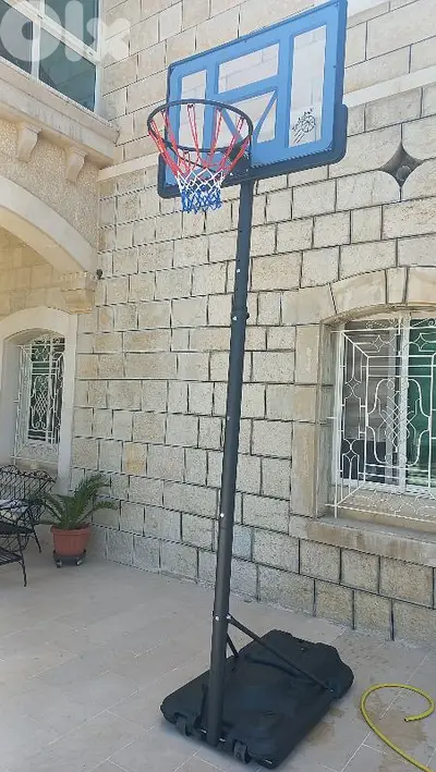 movable basketball hoop