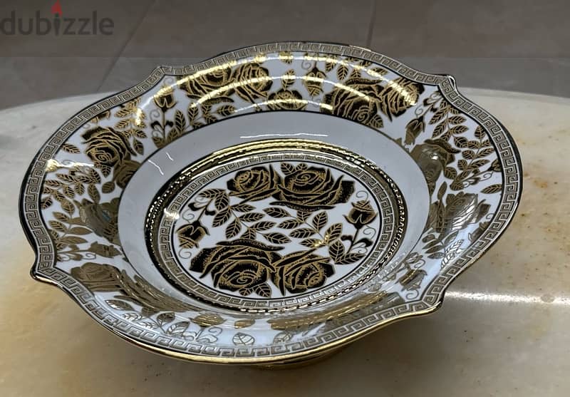 gold plate for decoration 0