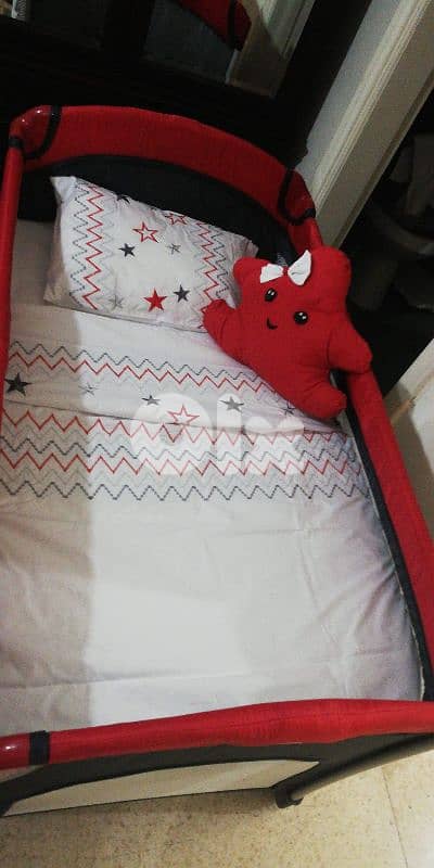 bed with farsheh 0