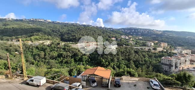L17939- Spacious Apartment For Sale in Qannabet Broumana