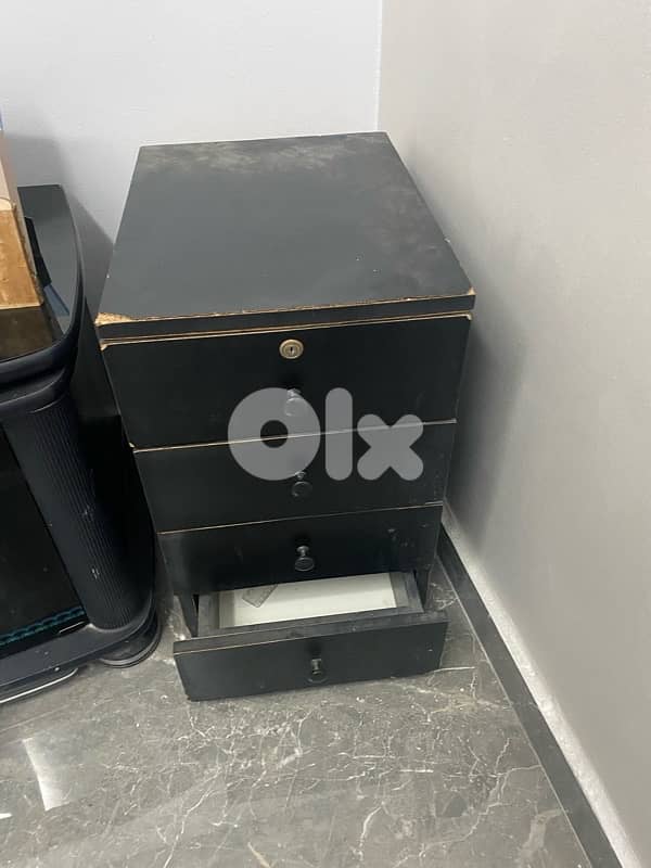 Drawers 1