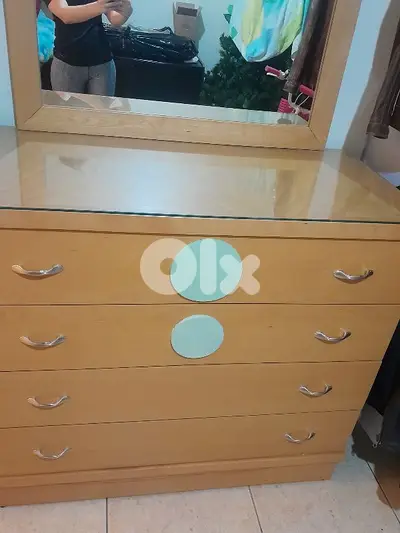 bed and chiffonniere