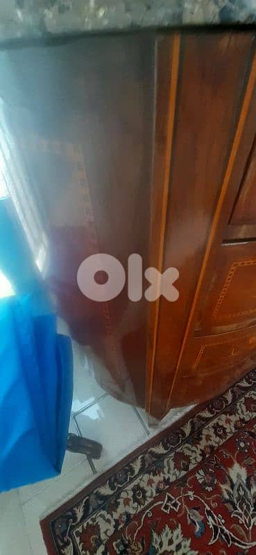 Commode 6