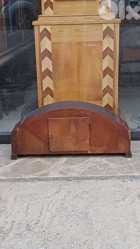 antique 7