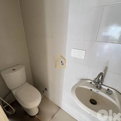 Shop for rent in Mar Elias HN115 محل تجاري للبيع في مار الياس