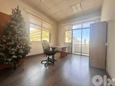 Office For rent in Downtown Beirut مكتب للإيجار في وسط بيروت