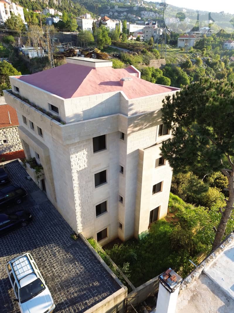 L14898-A High-End Well Constructed Building For Sale In Bikfaya 3
