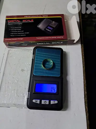 ميزان صغير للذهب او الفضة 03032462
