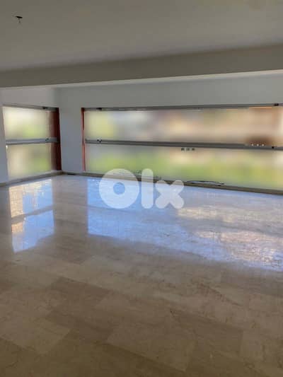 SPACIOUS APARTMENT IN MONOT , ACHRAFIEH (300SQ) 4 BEDROOMS , (AC-1017)