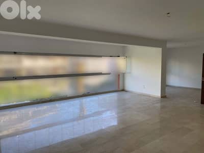SPACIOUS APARTMENT IN MONOT , ACHRAFIEH (300SQ) 4 BEDROOMS , (AC-1017)
