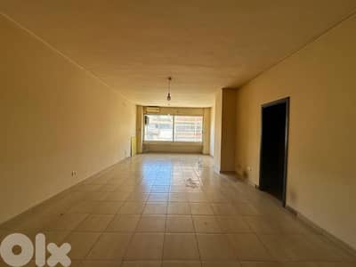 40 Sqm | Office For Rent In Bauchrieh مكتب للايجار في البوشرية