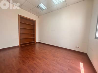 Office For Rent in Downtown Beirut مكتب للإيجار في وسط بيروت -داون تاو