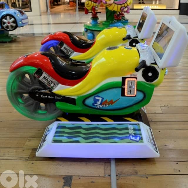 MOTO 3 - Coin Operated Kiddie Ride & Arcade Game (Refurbished) 3