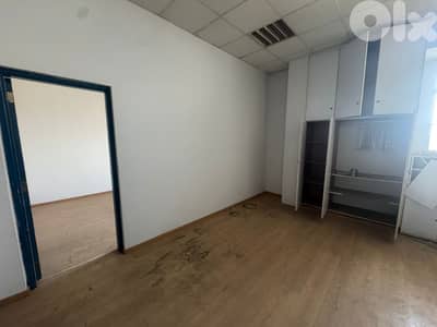 GMC214R Depot for rent in Nahr El Mot - مستودع للإيجار في نهر الموت