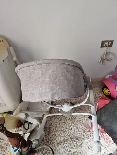baby rocking chair like new
