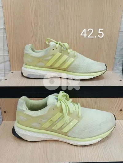 Adidas shoes size 42.5