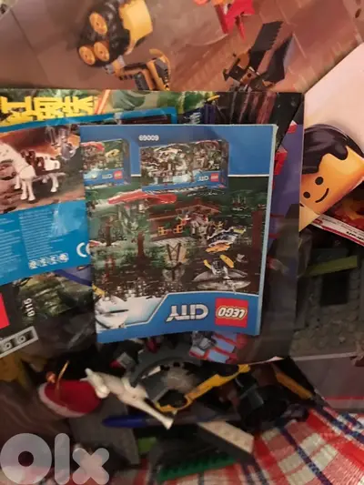 lego a verrry big bag include  a lot of catalogue