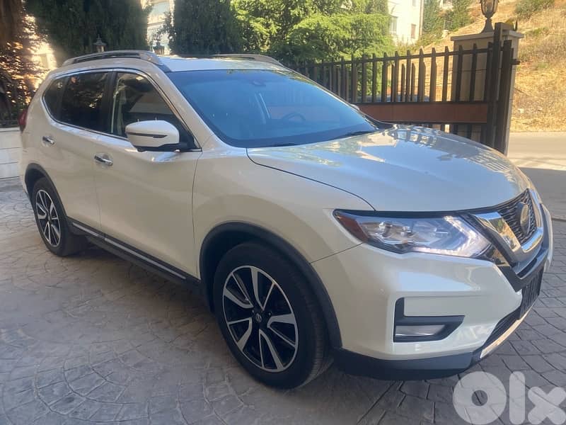 Nissan Rogue 2018 0