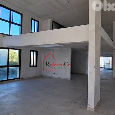 Shop on the main road Cornet chahwan محل تجاري على الطريق قرنة شهوان