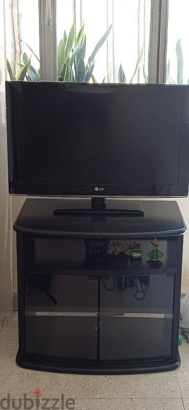 LG 32 in,with star sat receiver, 3