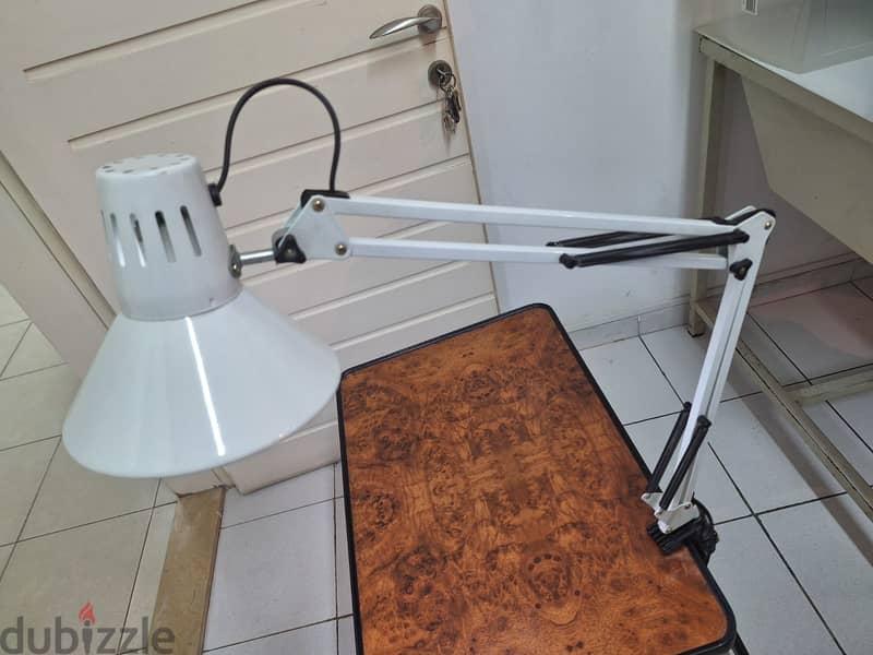 Lighting movable on table 2