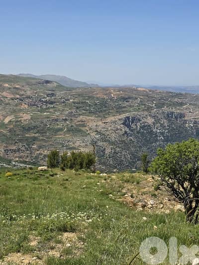 Qanat Bakish - Prime Location Land Lot