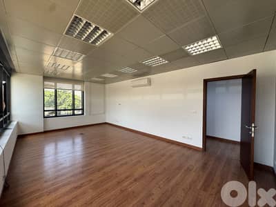 GMC218RAJ - Office for rent in Dekweneh - مكتب للإيجار في الدكوانة