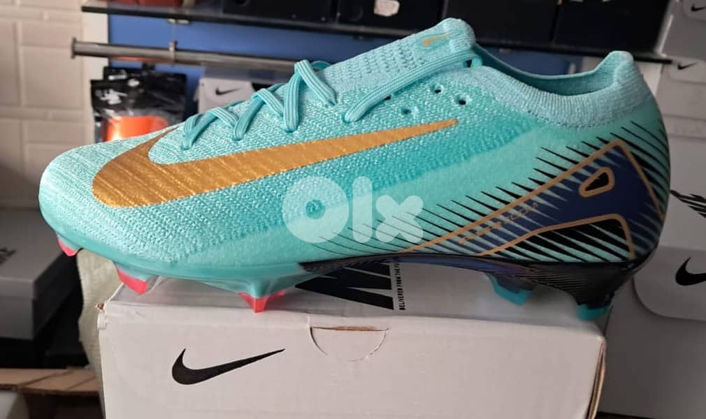 football sheos original 0