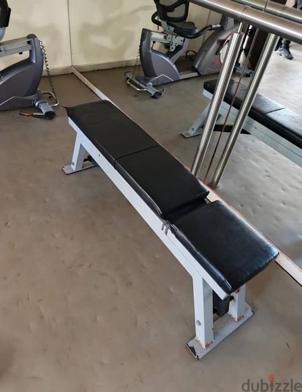 adjustable bench like new 1