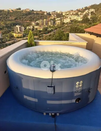 M spa jacuzzi outdoor