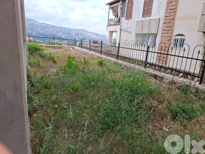 L17952- Spacious 3-Bedroom Apartment With Garden For Sale in Shayle