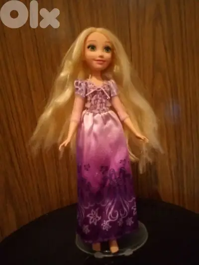 Princess RAPUNZEL TANGLED As new DISNEY Hasbro dressed doll=20$