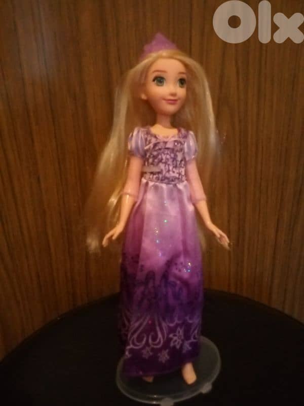 Princess RAPUNZEL Disney TANGLED Hasbro Great doll +Crown=22$ 2