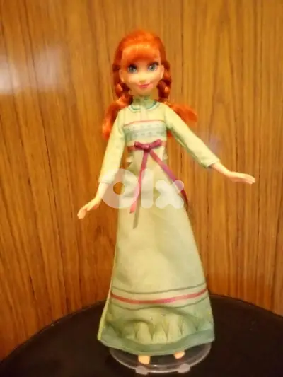 Princess ANNA FROZEN 2 Disney dressed As new doll=20$