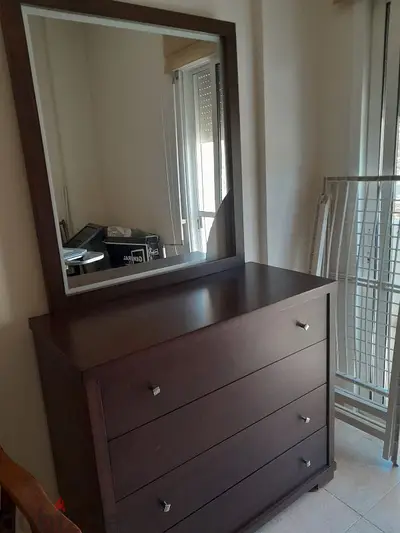 3 chiffoniere and 2 commode