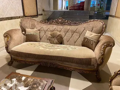 طقم كنبايات ملكي حفر خشب زان مصري كتير مرتب ونظيف