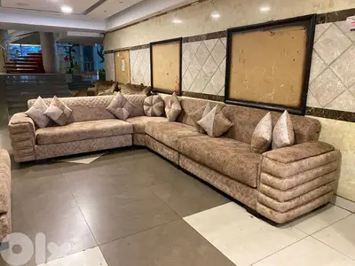 طقم كنبايات زاوية شغل توصاية خشب بوندي شبه جديدة قماش تركي