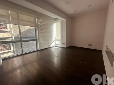 Office for sale in Verdun مكتب للبيع في فردان