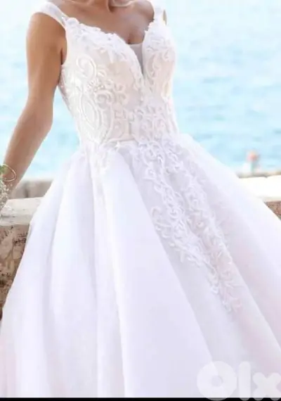 wedding dress