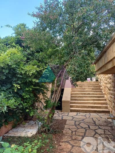 1400 m2 Villa+Gardens &Terraces+Panoramic View 4 Sale in Aley - عاليه