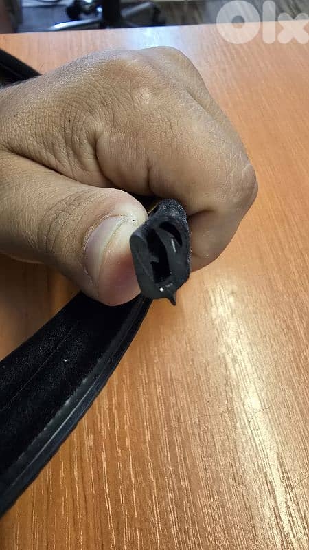 Original BMW E30/E21 sunroof seal 3