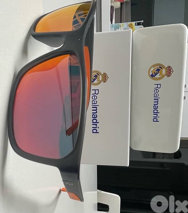 Real Madrid sunglasses 0