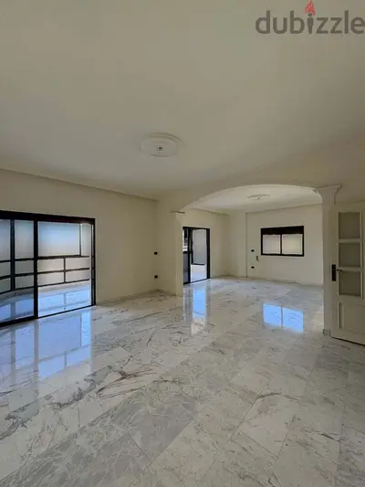 4 BEDROOMS APARTMENT IN VERDUN PRIME (280SQ)  , (BT-1135)