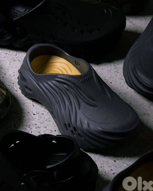 Crocs Echo Wave 1