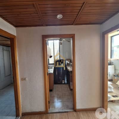 Office for rent in Dekwaneh KA64 مكتب  للإيجار في الدكوانة